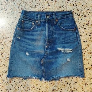 Levi's denim skirt
